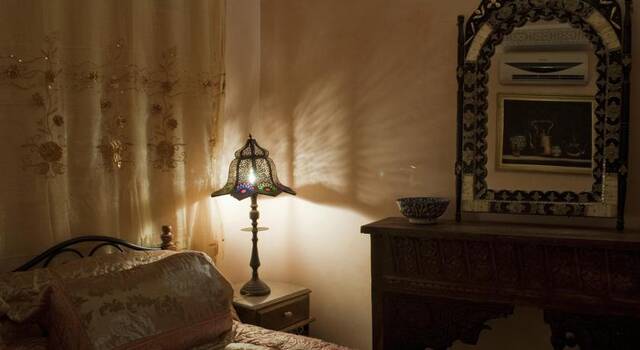Hoek van een kamer van Riad Dar Guennoun Fez