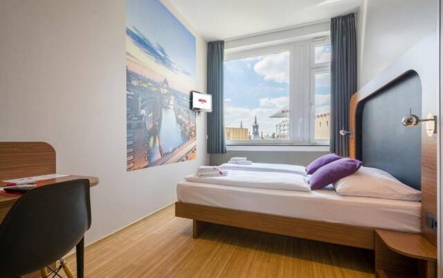 Tweepersoonskamer van Hotel Aletto Kudamm in Berlijn