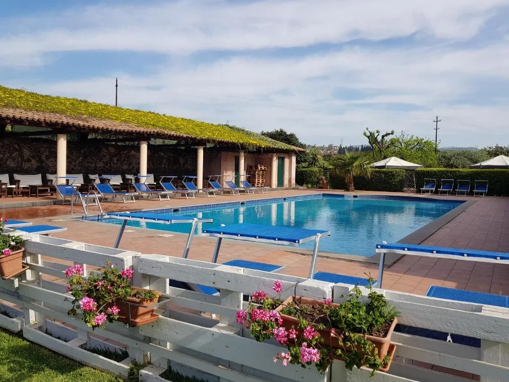 Hotel Etna zwembad