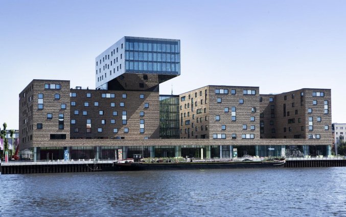 Gebouw van Hotel NHow in Berlijn