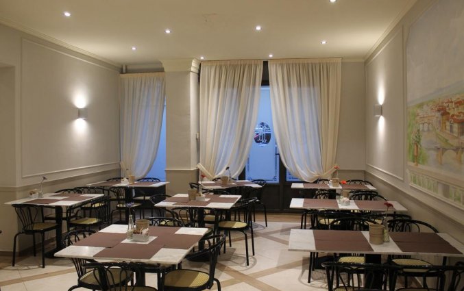 Ontbijtzaal van Hotel Albergo Firenze in Florence