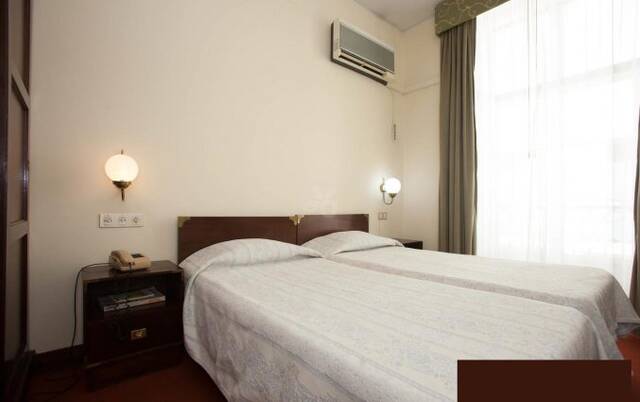 Tweepersoonskamer van Hotel LX Rossio in Lissabon